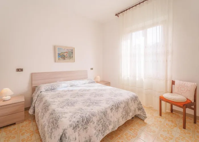 Casa Fiorella A -goelba * Pomonte